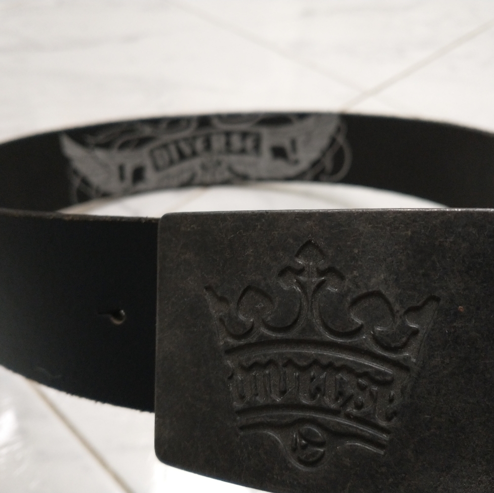 Diverse Crown black leather belt